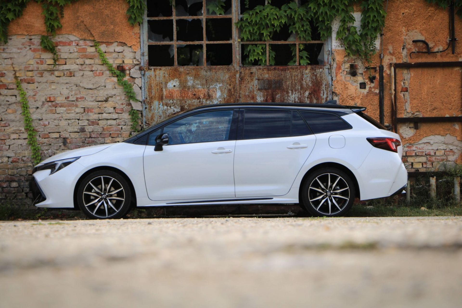 kompakt-kombik-magazin-hir-toyota-corolla-ts-carnet-hir-1