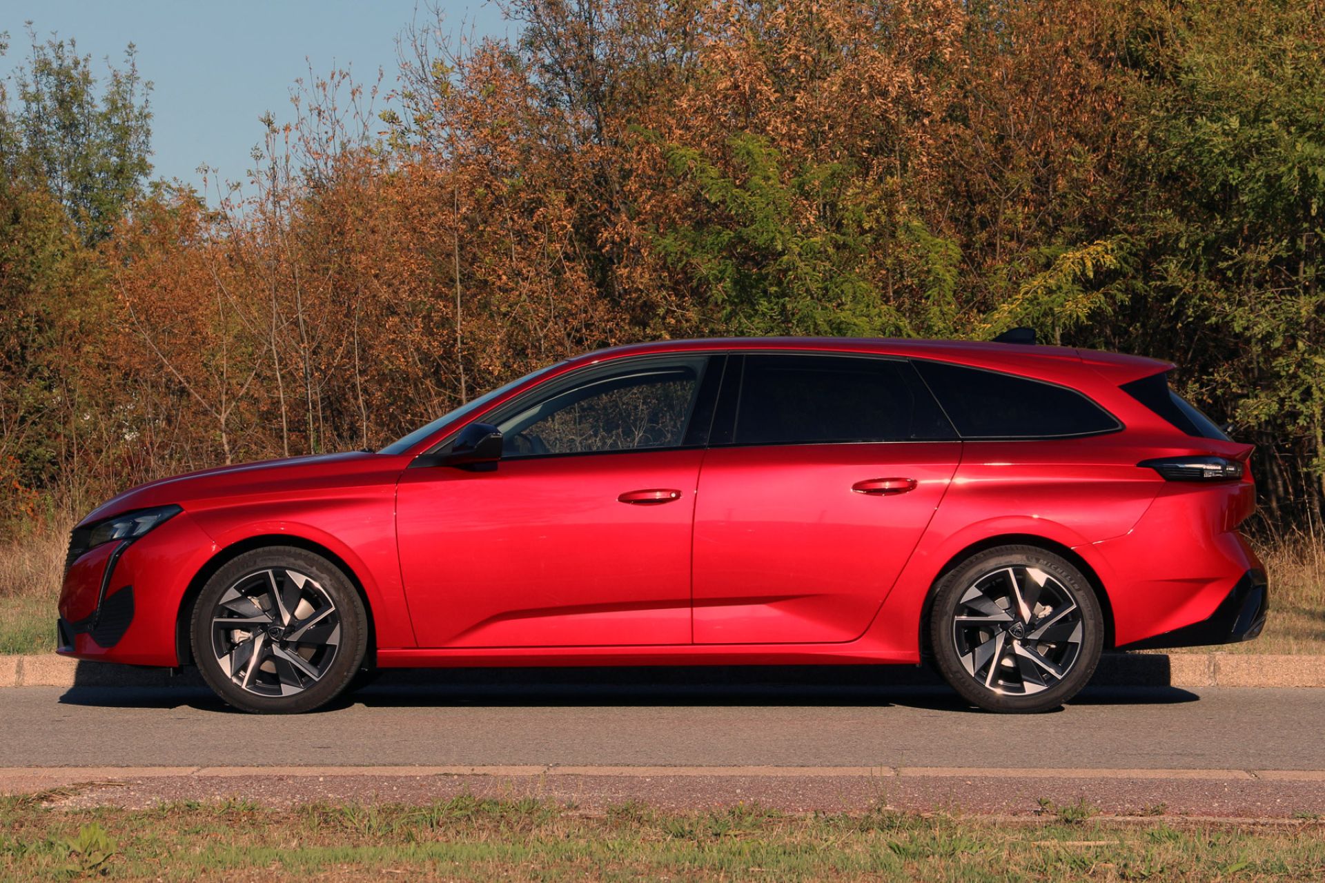 kompakt-kombik-peugeot-308-sw-carnet-hir-5