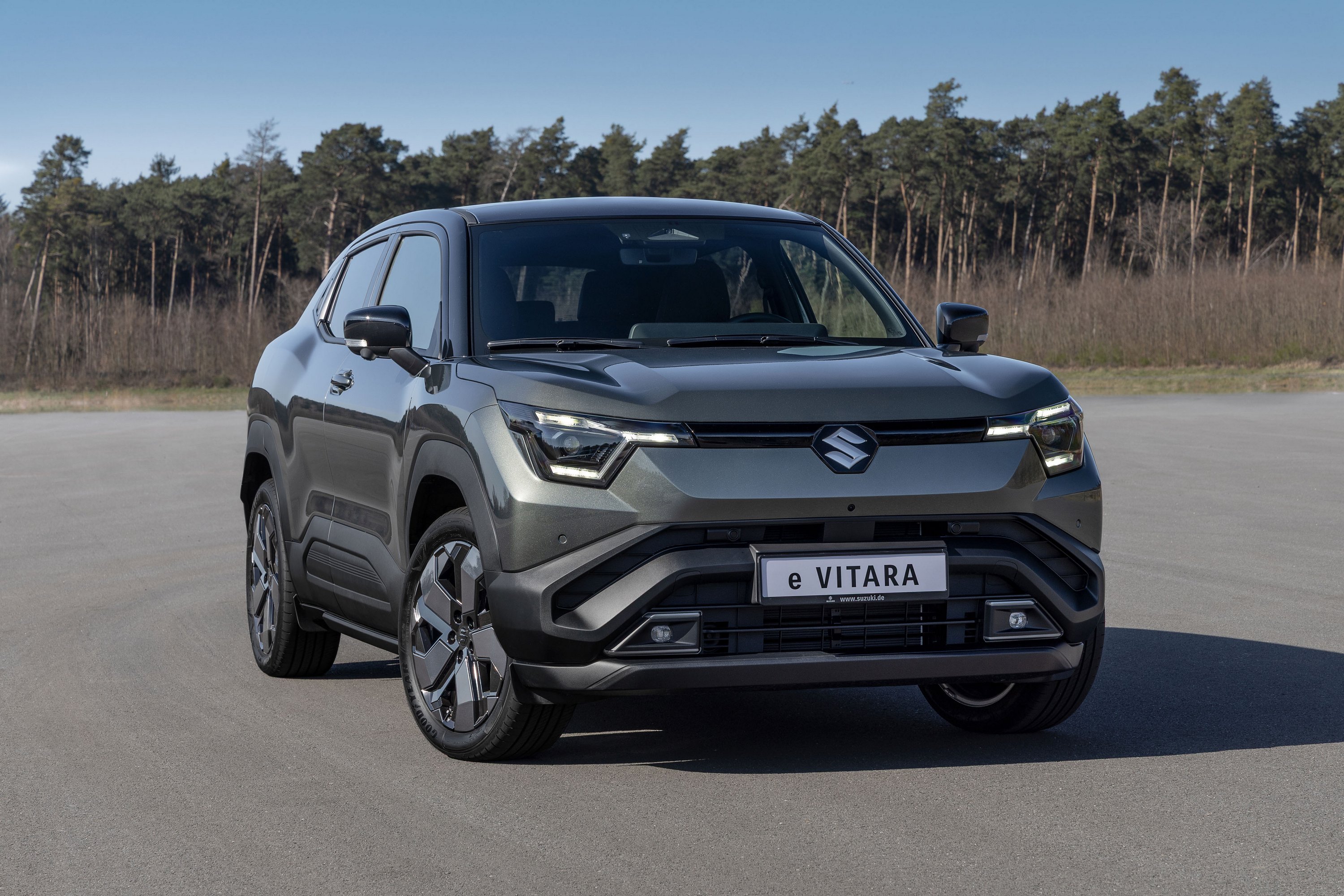 uj-suzuki-e-vitara-carnet-hir-7
