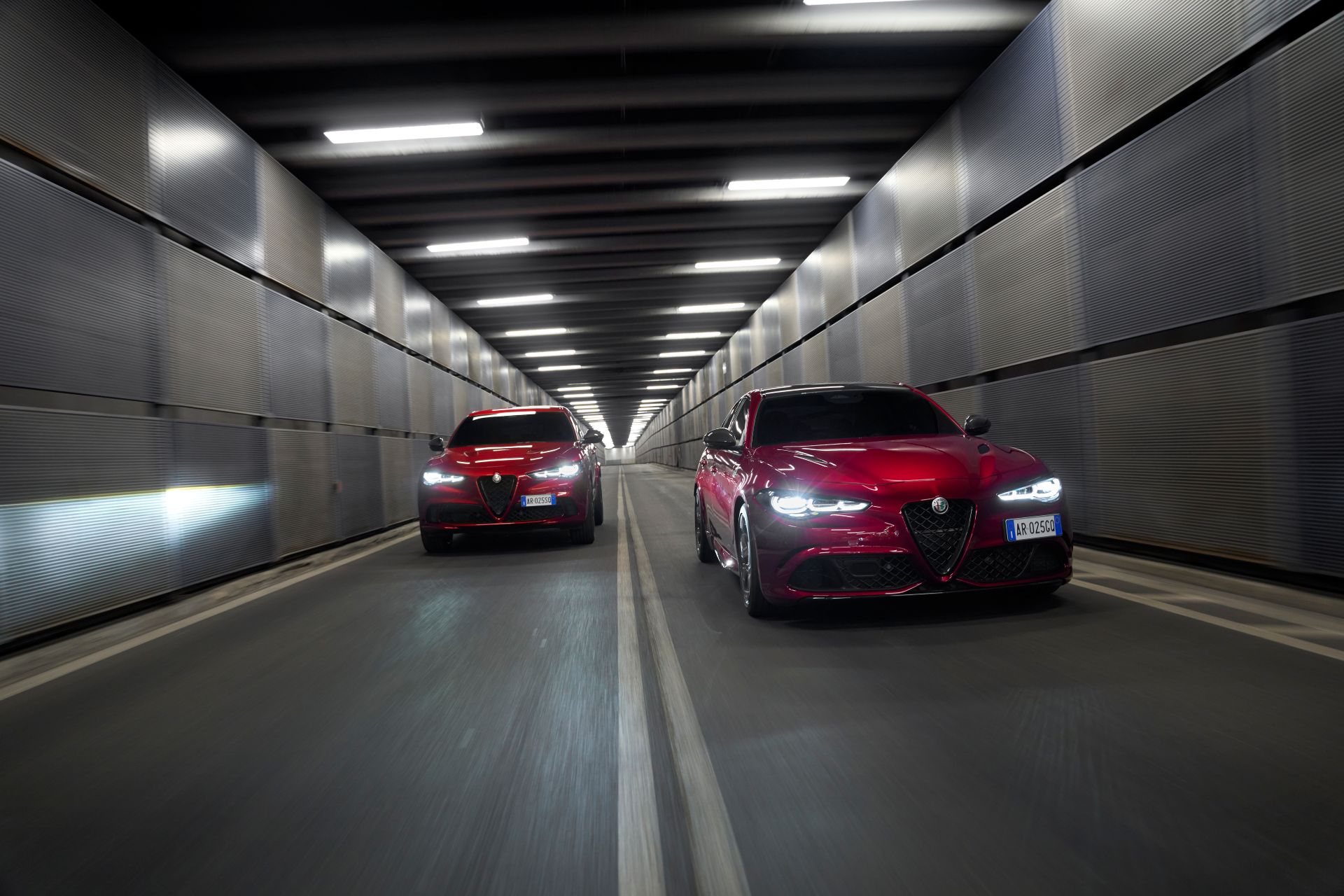 alfa-romeo-giulia-stelvio-quadrifoglio-collezione-carnet-hir