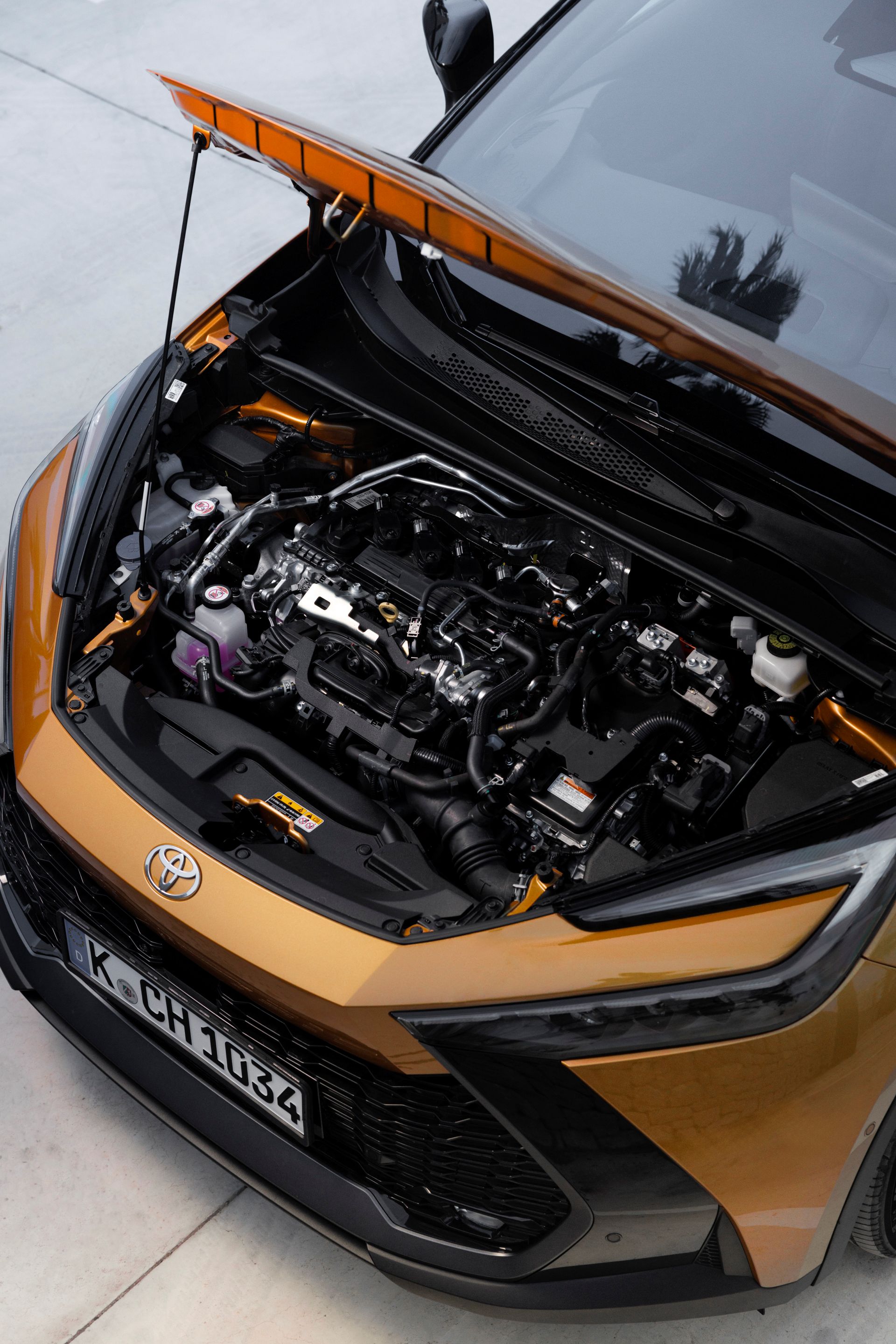 toyota_c-hr-interior-fogyasztas-bajnoka-carnet-hir