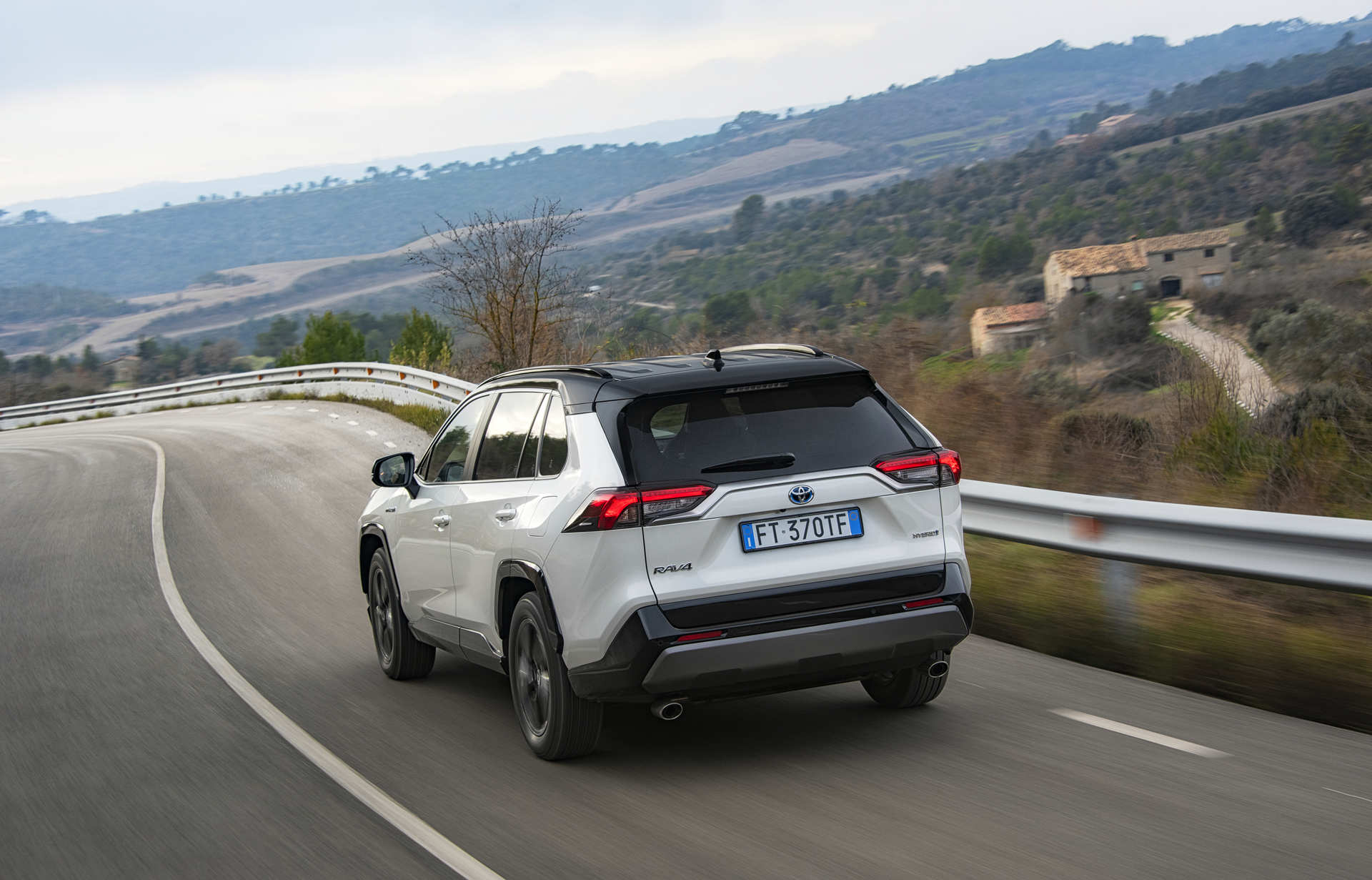 toyota-rav-4-carnet-hir.