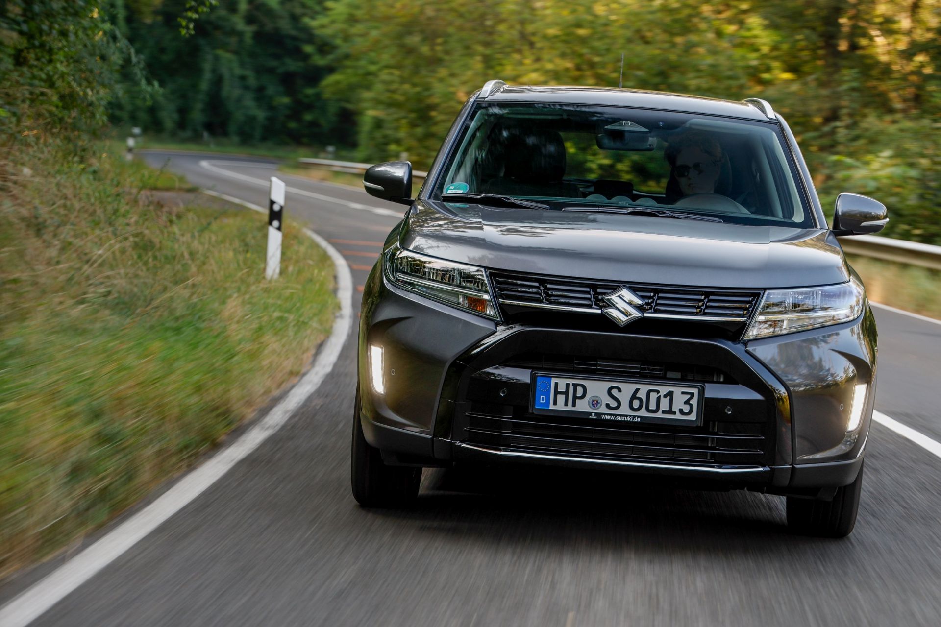 suzuki-vitara-hybrid-suzuki-pro-garancia-carnet-hir-2