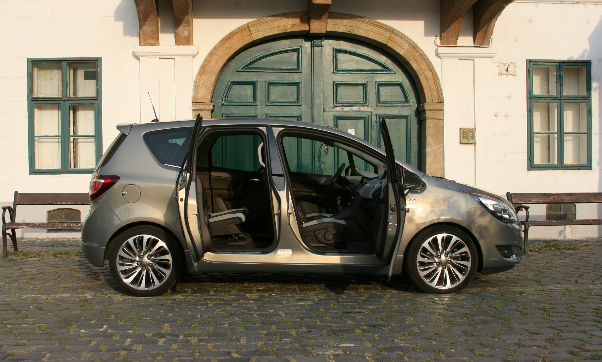 erteknovekedes-toyota-iq-carnet-hir-7