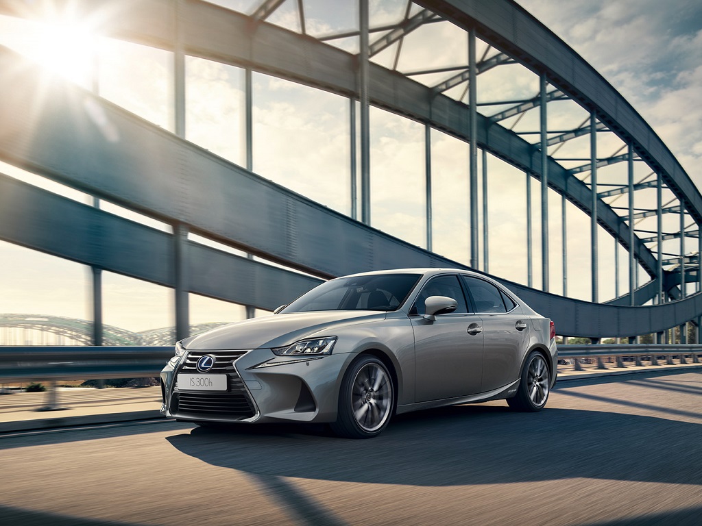 lexus-is-hibrid