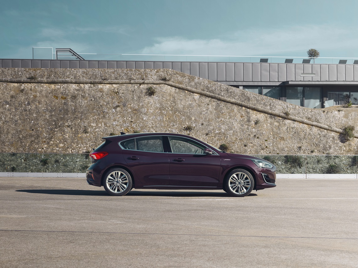 uj-ford-focus