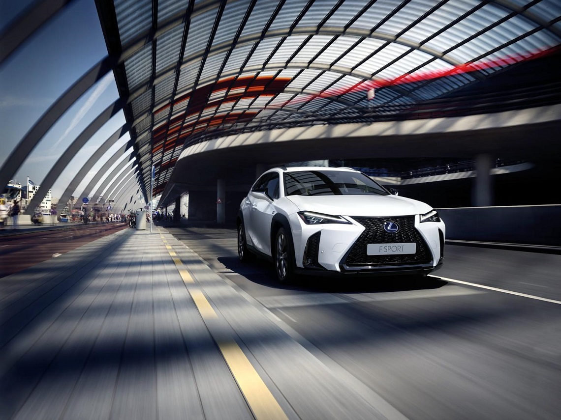 lexus-ux