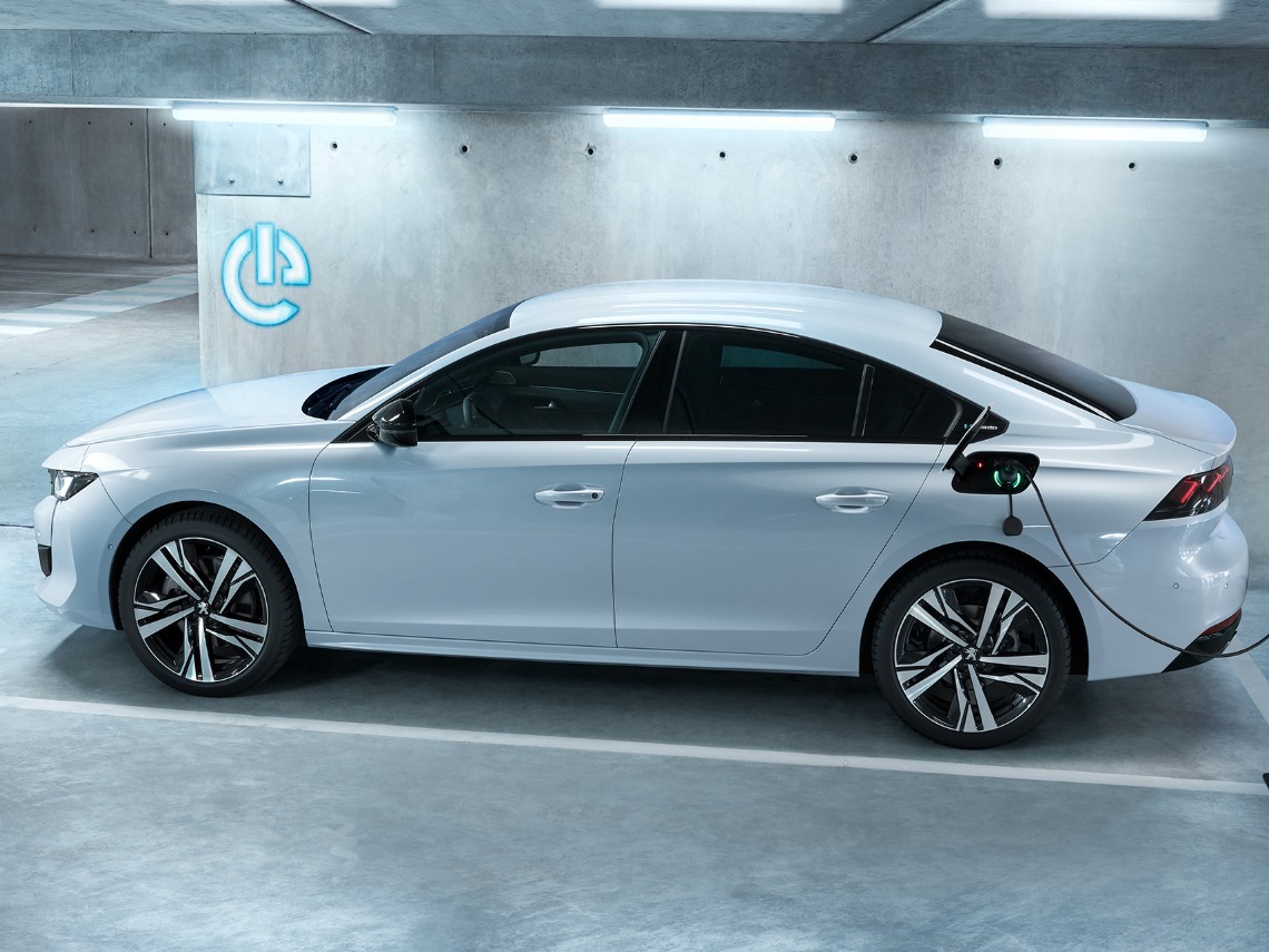 peugeot-plug-in-hybrid