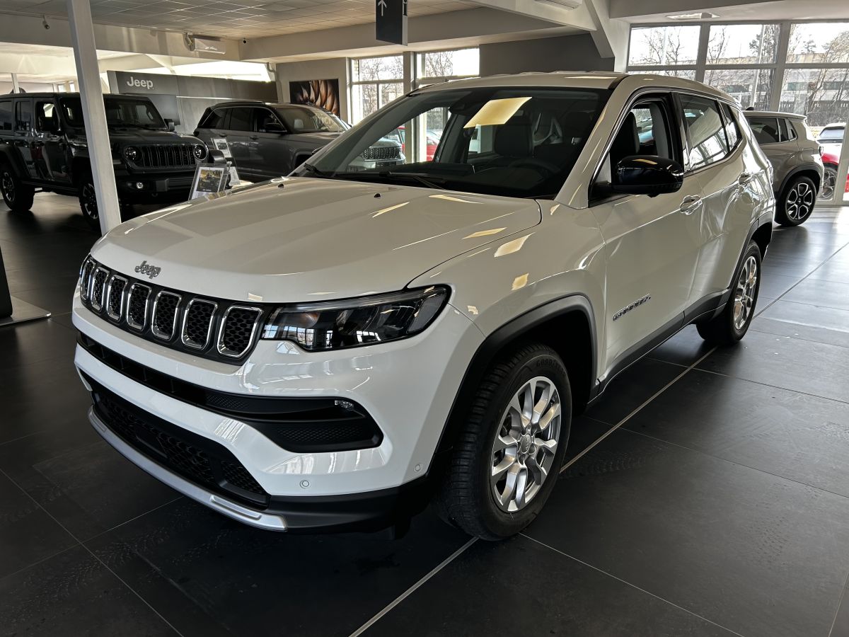 jeep-compass-feher-carnet-riegler-keszlet