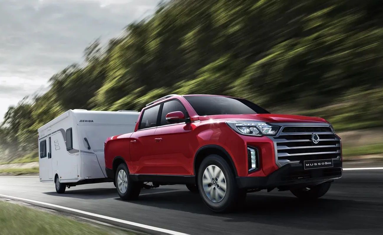 kgm-musso-grand-carnet-haszongepjarmu-ajanlatok