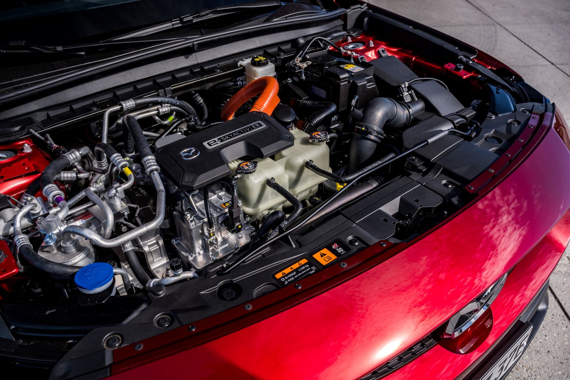mazda-mx-30-r-ev-2025-emissziocsokkentes.carnet-hir