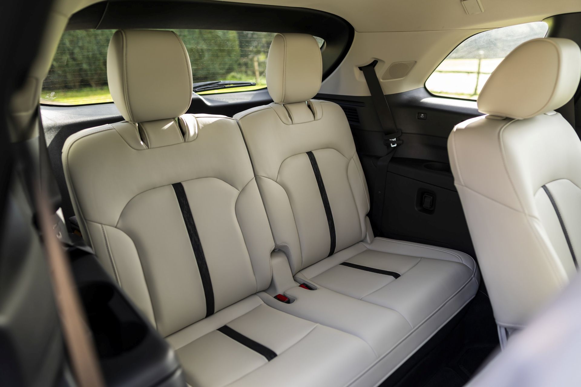 mazda-cx-80-homura-germany-carnet-hir-2