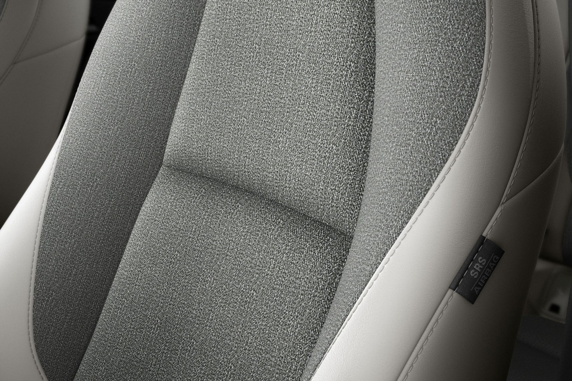 2027-mazda-cx-30-makoto-carnet-hir-2