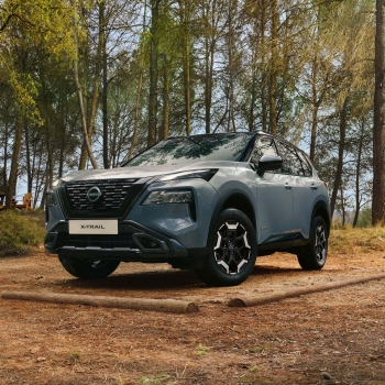 Bakancsot húz a Nissan zászlóshajója
