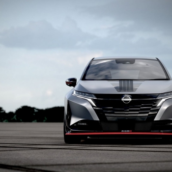 Nagyon zöld, nagyon fekete, nagyon elektromos Nissanok