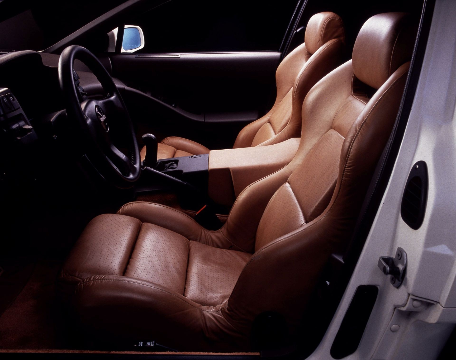 nissan-mid4-ii-1987-tanulmanyautok-carnet-hir-10