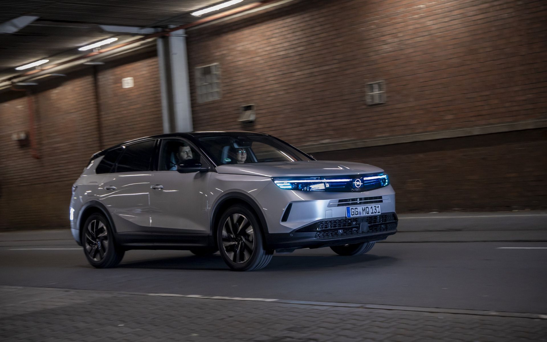 opel-ai-fenyek-carnet-hir-3