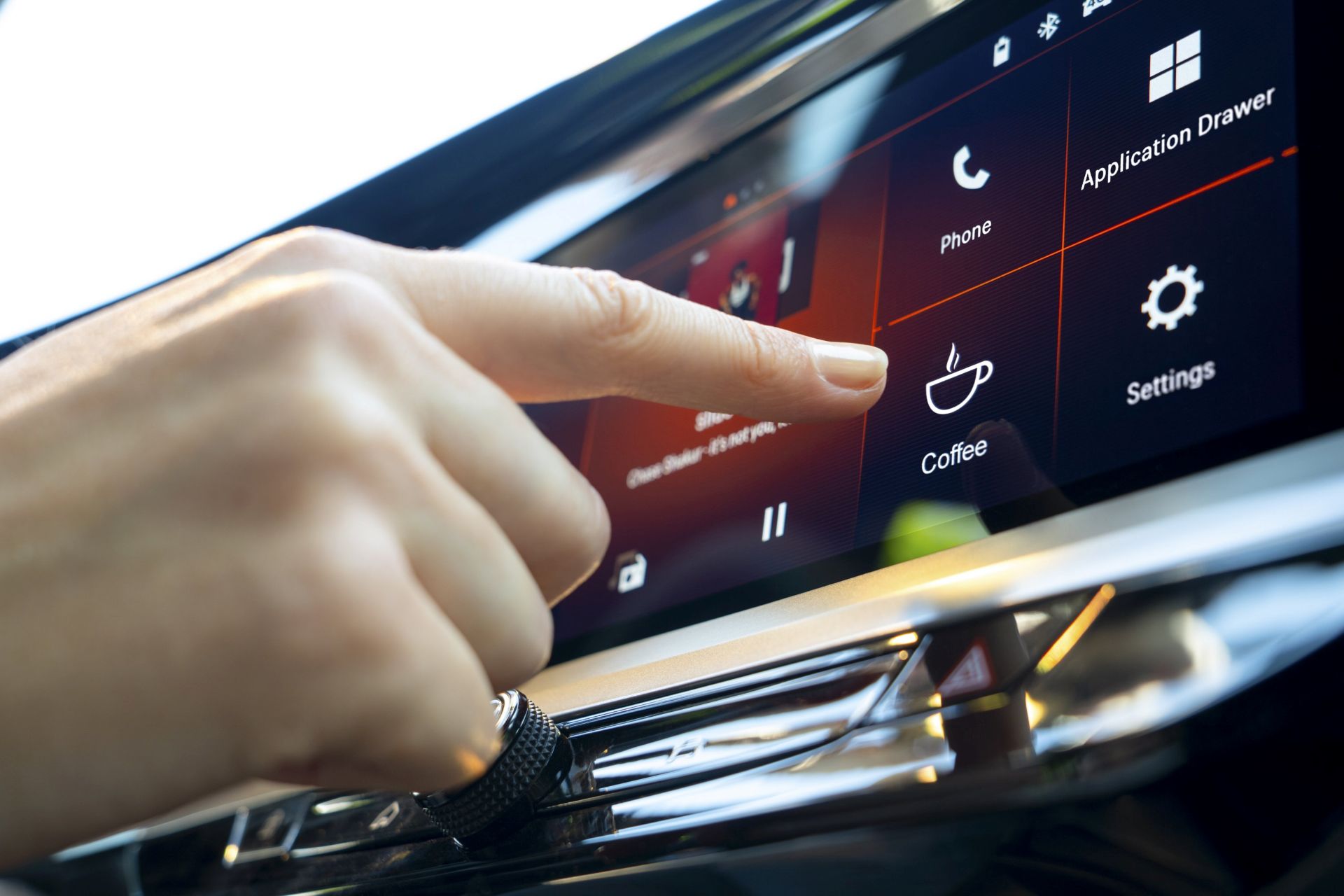 opel-mokka-electric-coffee-carnet-hir-5