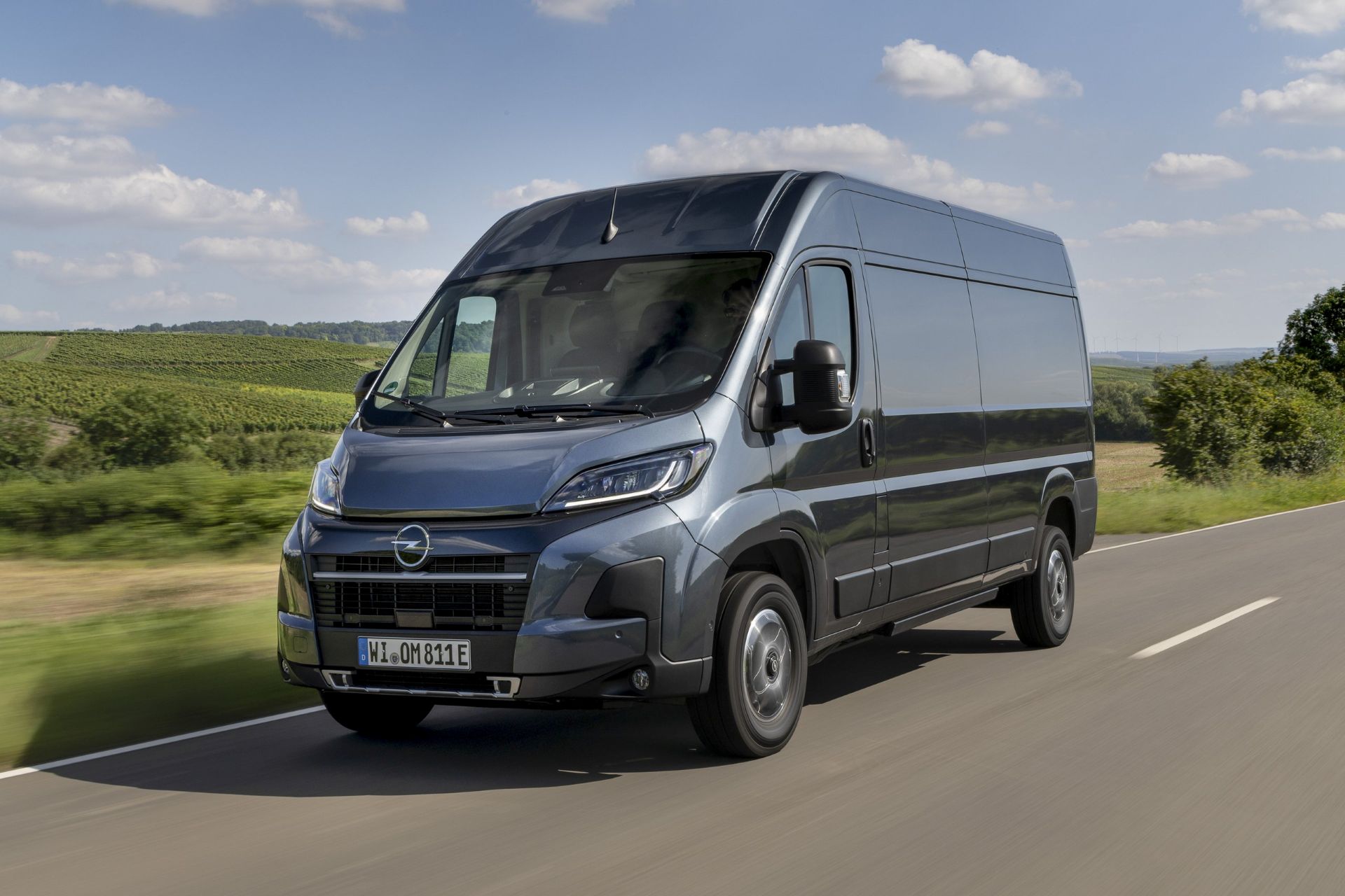 opel-movano-electric-carnet-hir