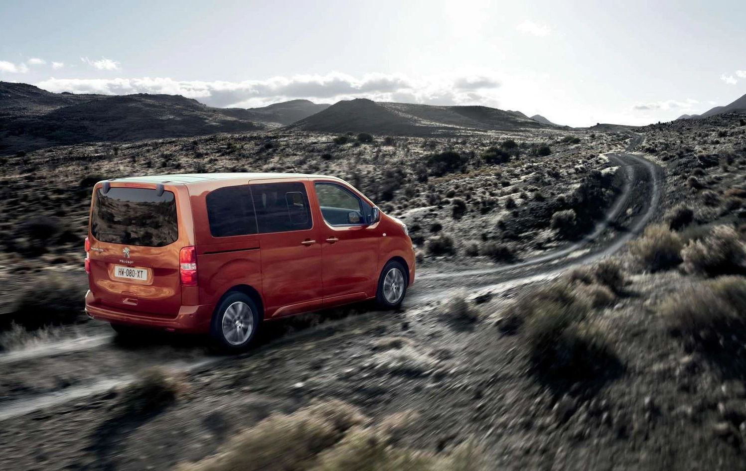 peugeot-traveller