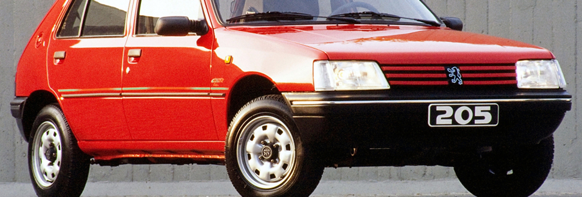 Sacré numéro: Negyvenéves a Peugeot 205