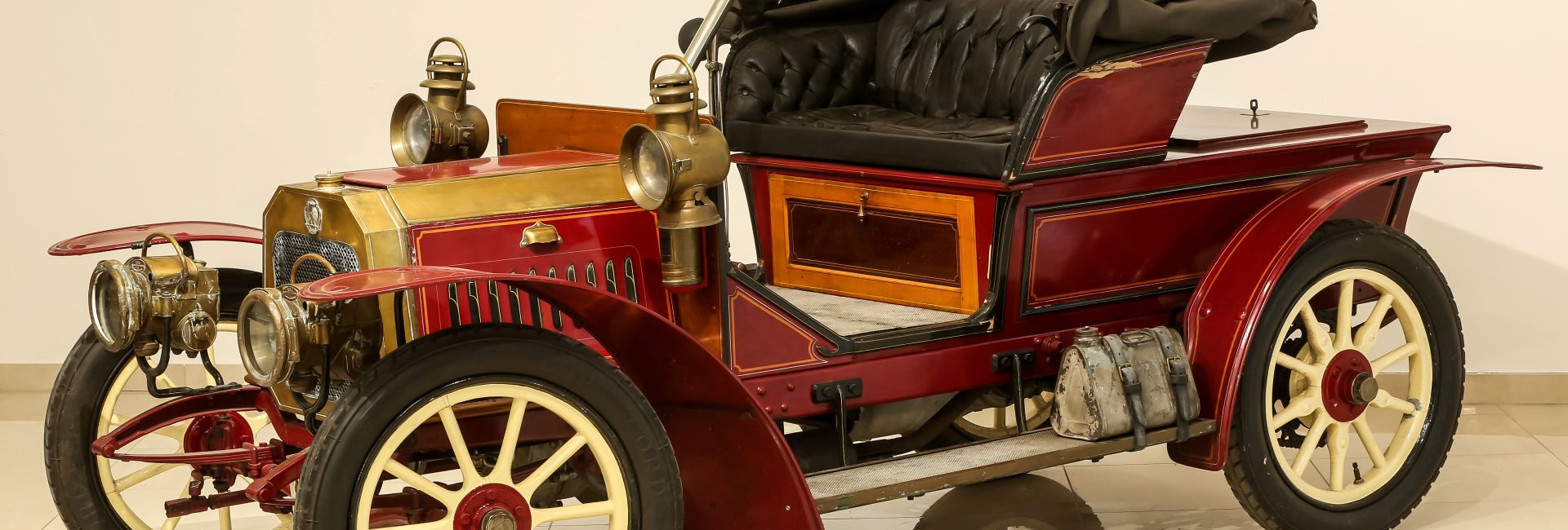 Peugeot CV2 - Randevú egy százéves autócsodával