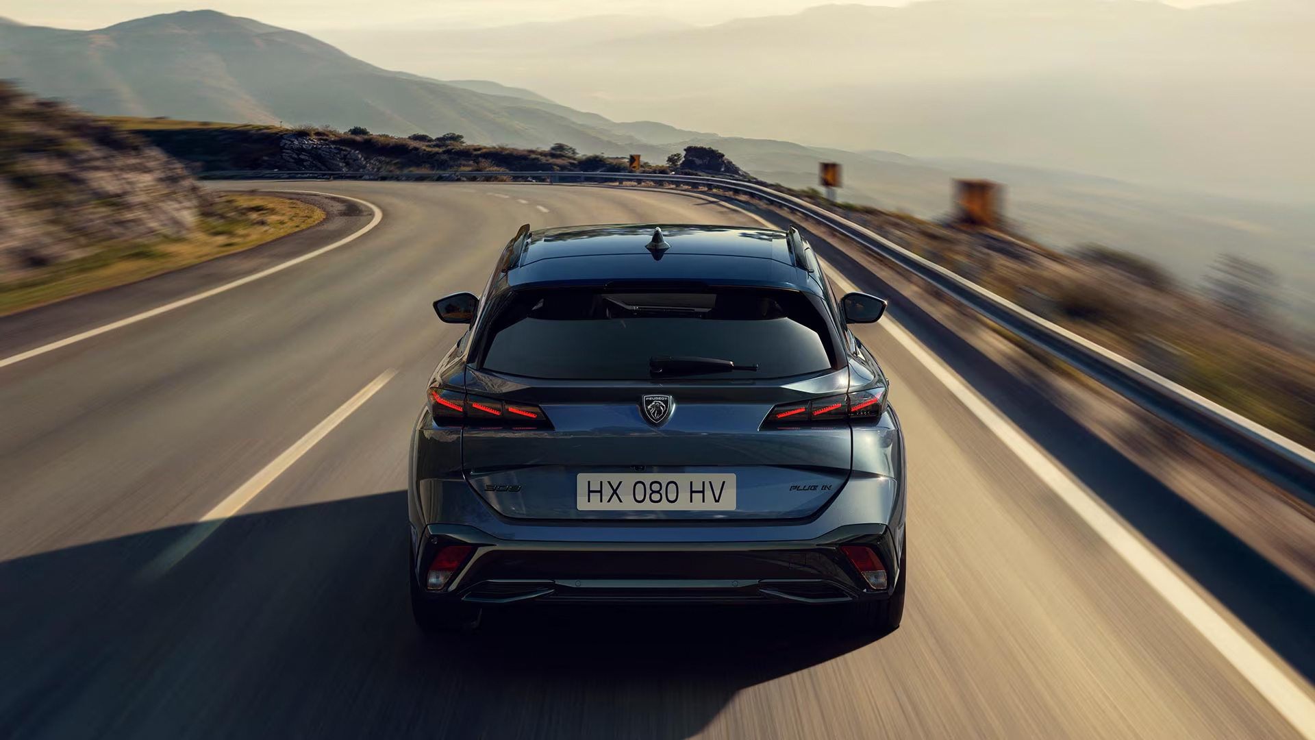 uj-peugeot-308-sw