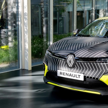new-renault-megane-e-tech