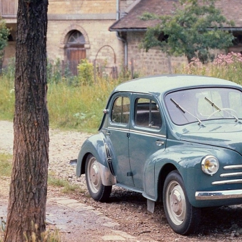 renault-4-cv-sport