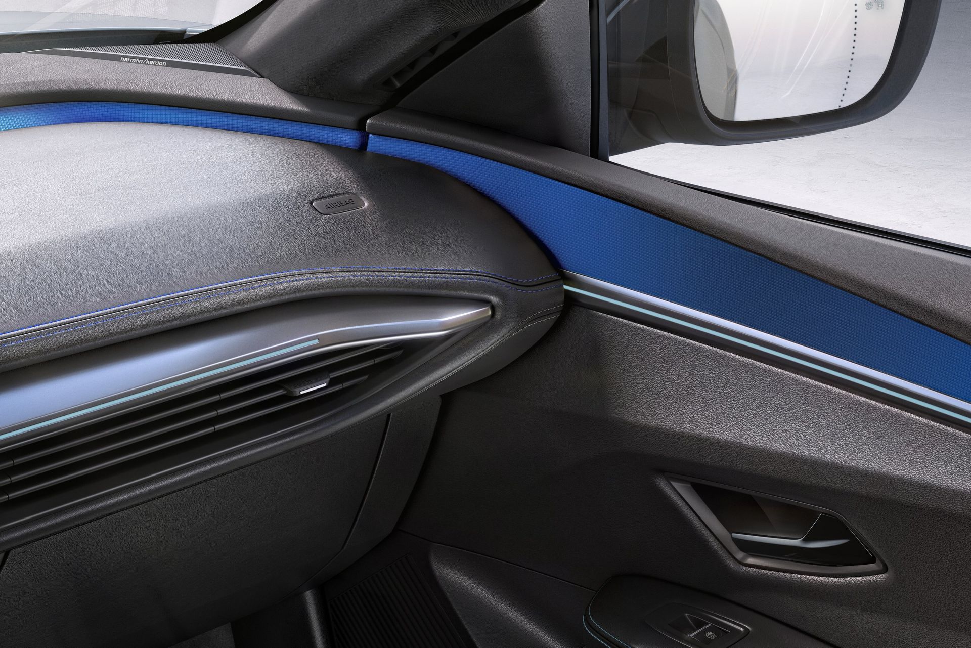 renault-megane-e-tech-electric -esprit-alpine-hir-carnet