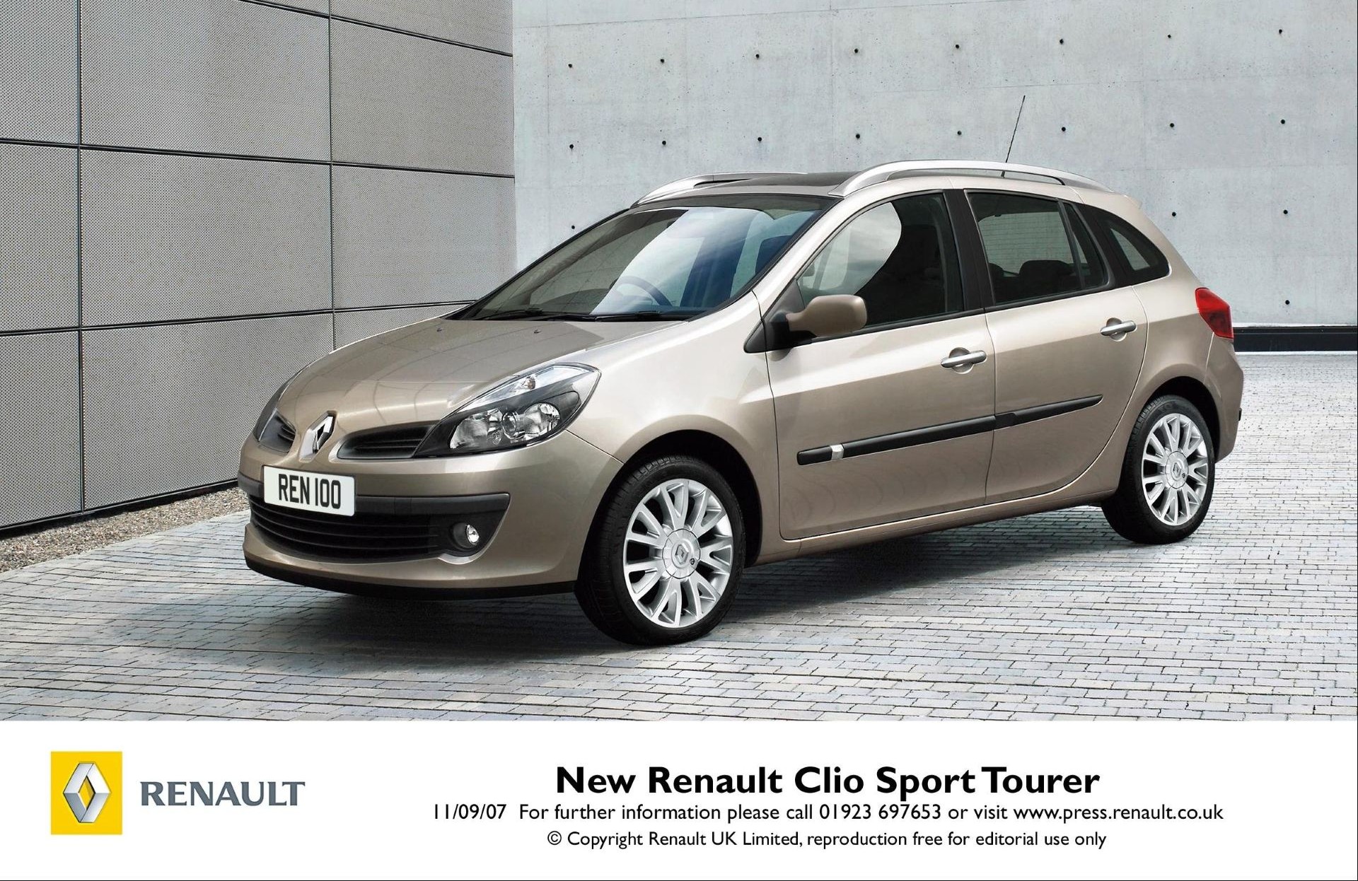 renault-clio-visszatekintes-carnet-hir-7