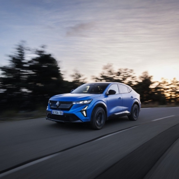 Intelligencia költözik a Renault-kba