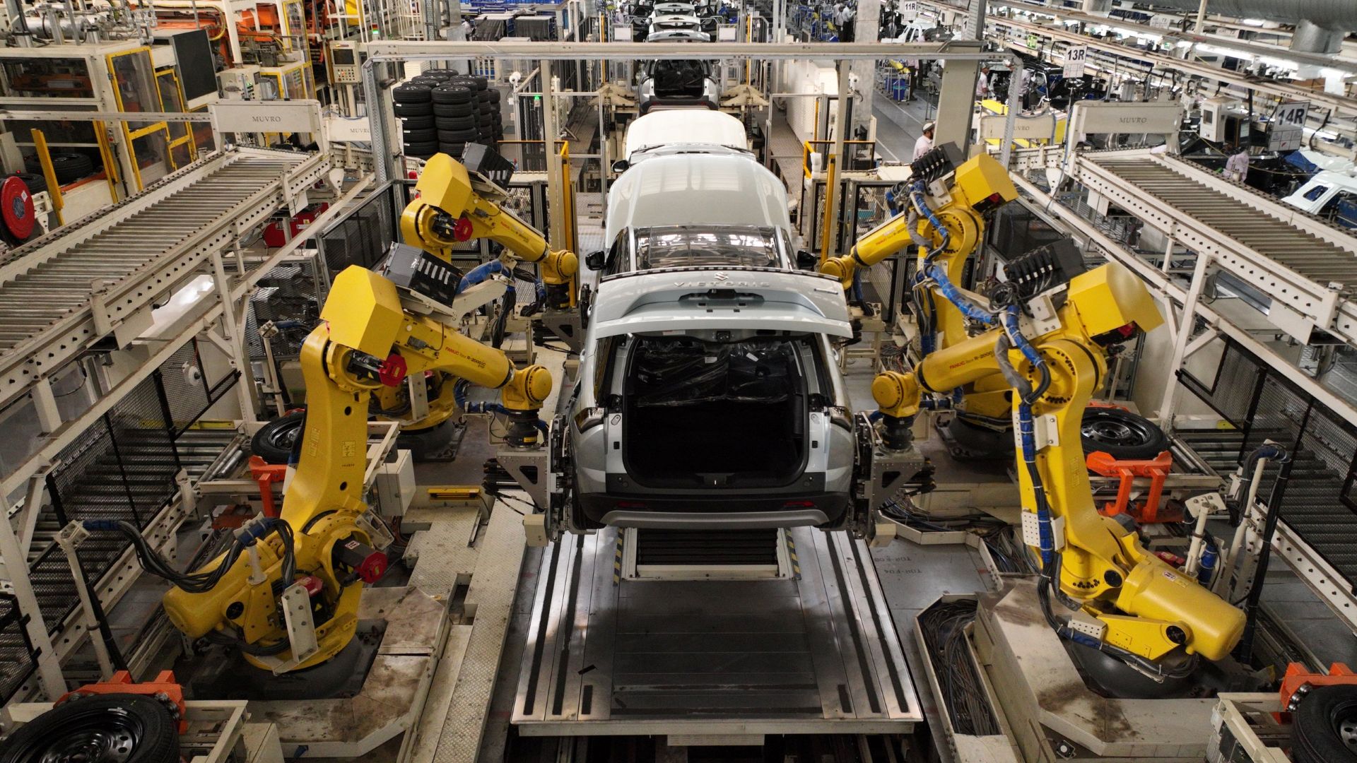automatic-tyre-fitment-in-assembly-shop-carnet-hir
