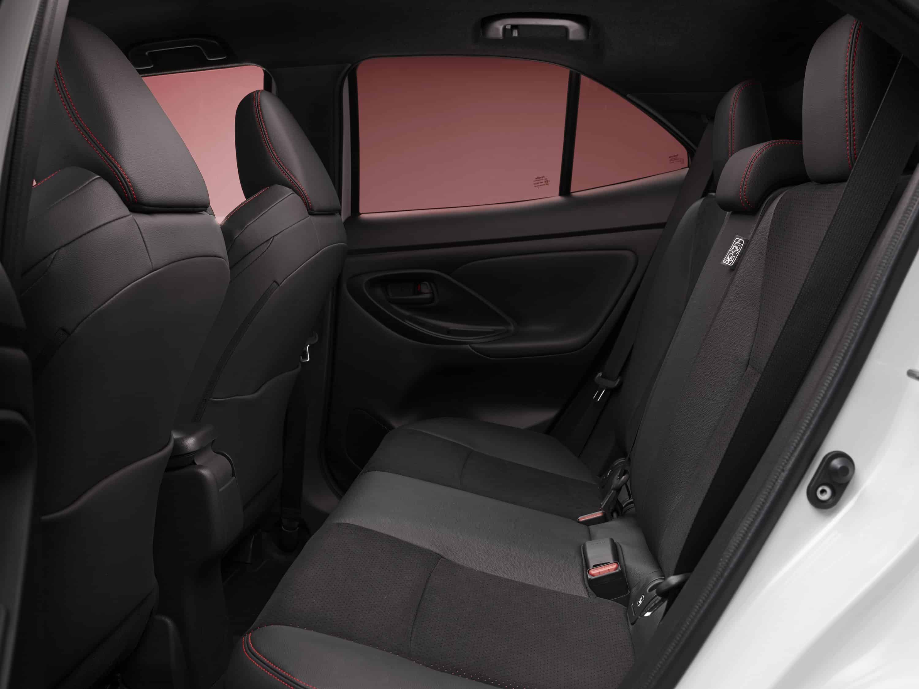 yaris-cross-gr