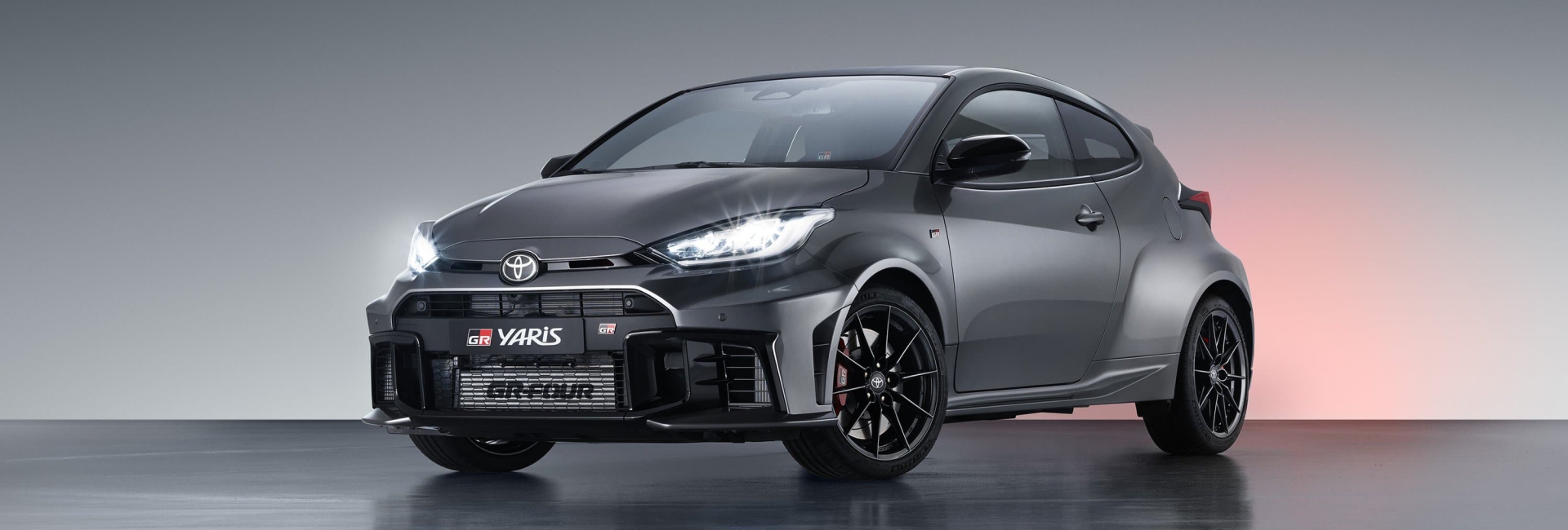 Versenyautóvá fejlődött a legsportosabb kis Toyota