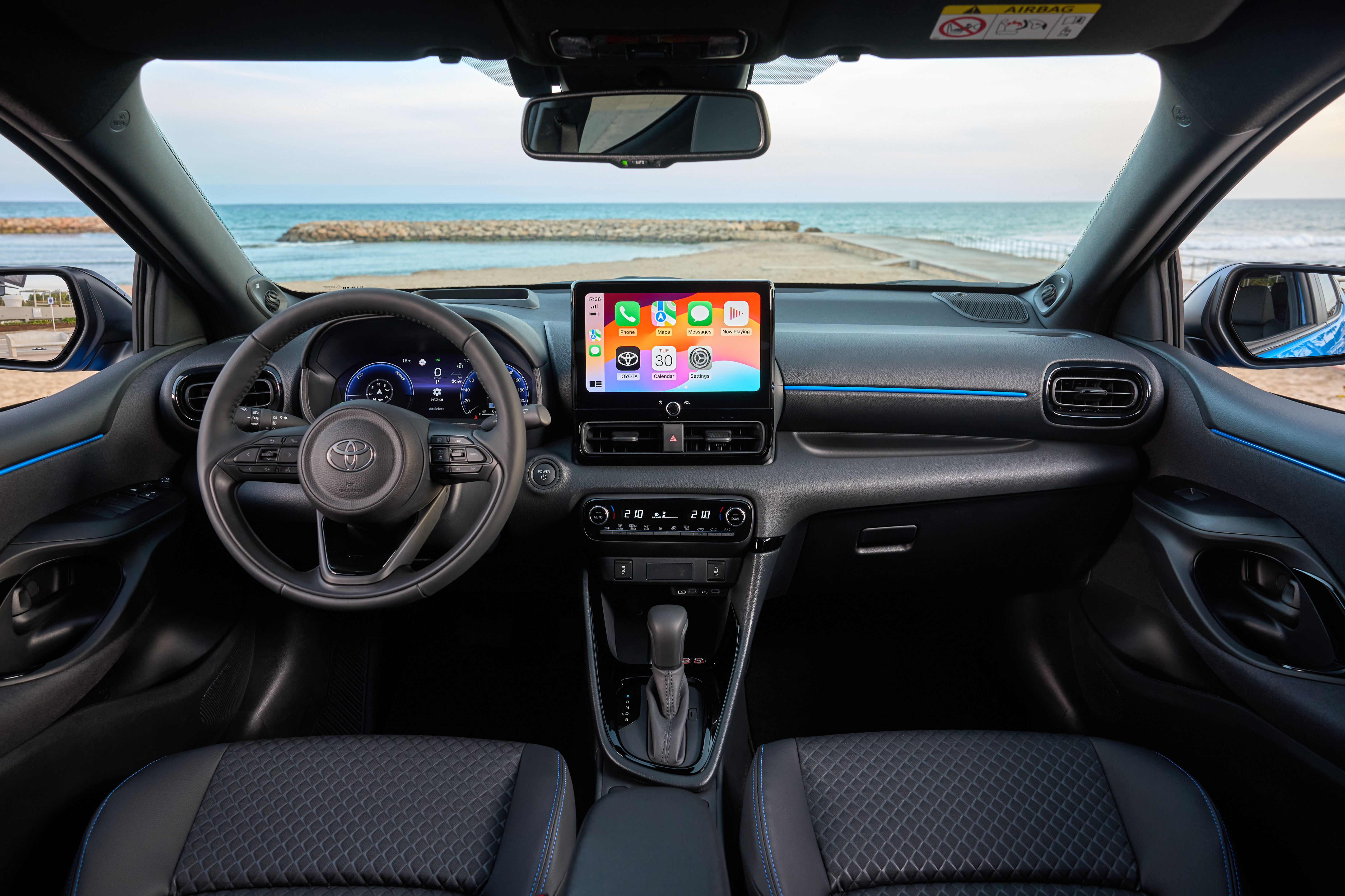 uj-toyota-yaris