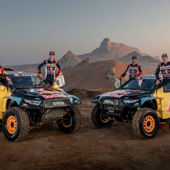Újra támadnak a legkeményebb Toyota Hiluxok
