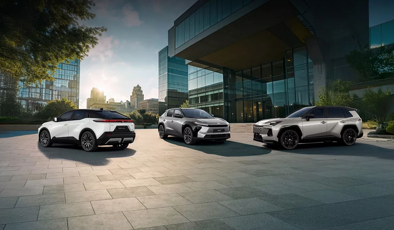 toyota-uzleti-flotta-ajanlatok-carnet-m5