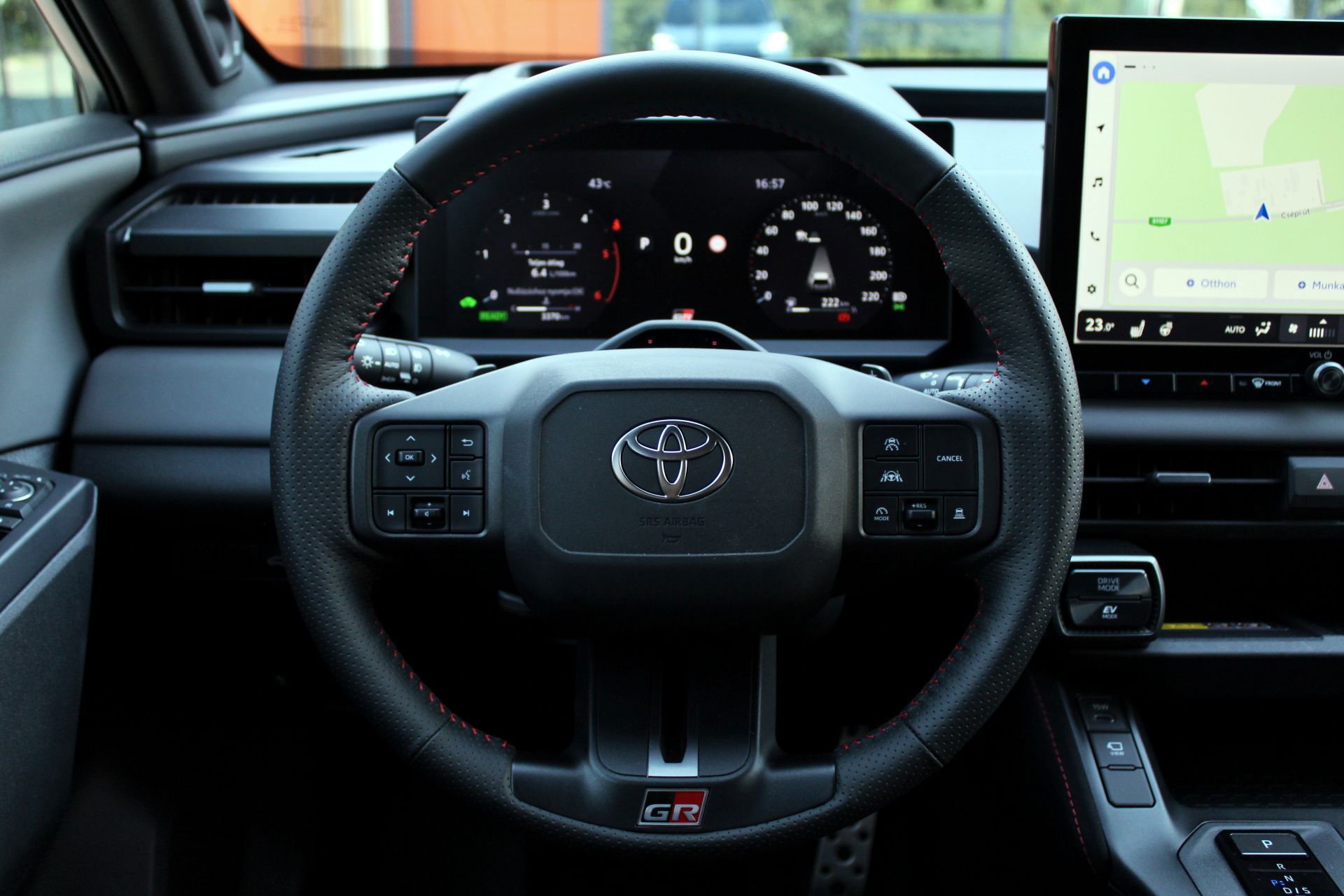 2027-toyota-highlander-limited-mistygray-carnet-hir-5